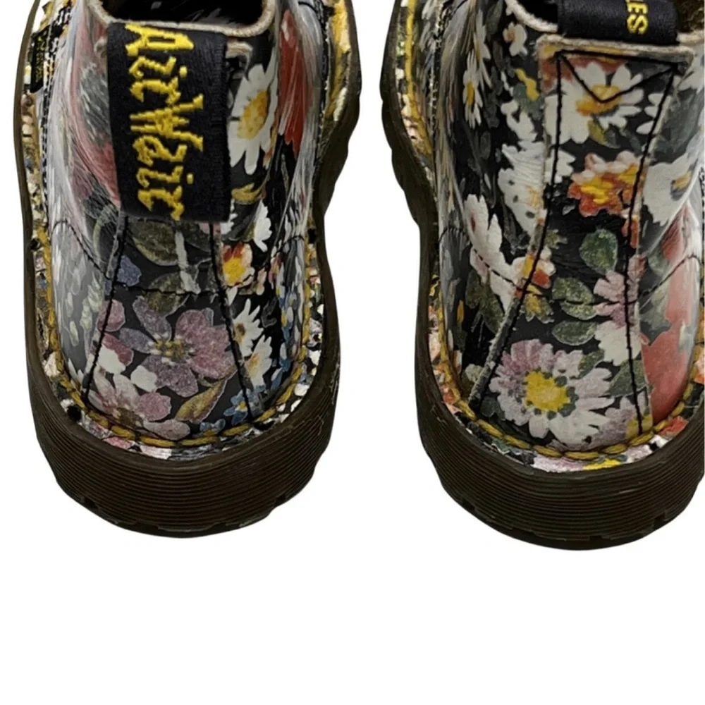 Vintage Dr. Martens Sienna Miller Floral Boots‎